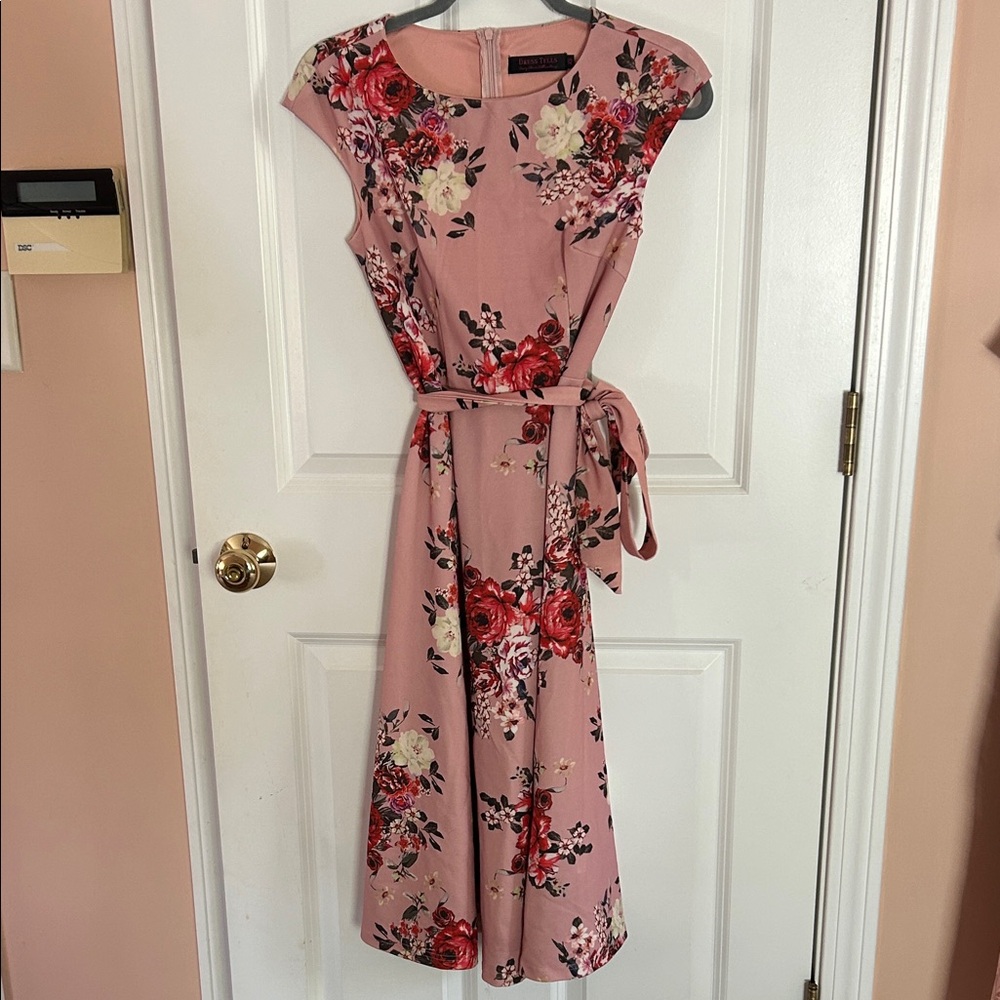 Floral Pink Dress, with rose design, never been worn, size XS